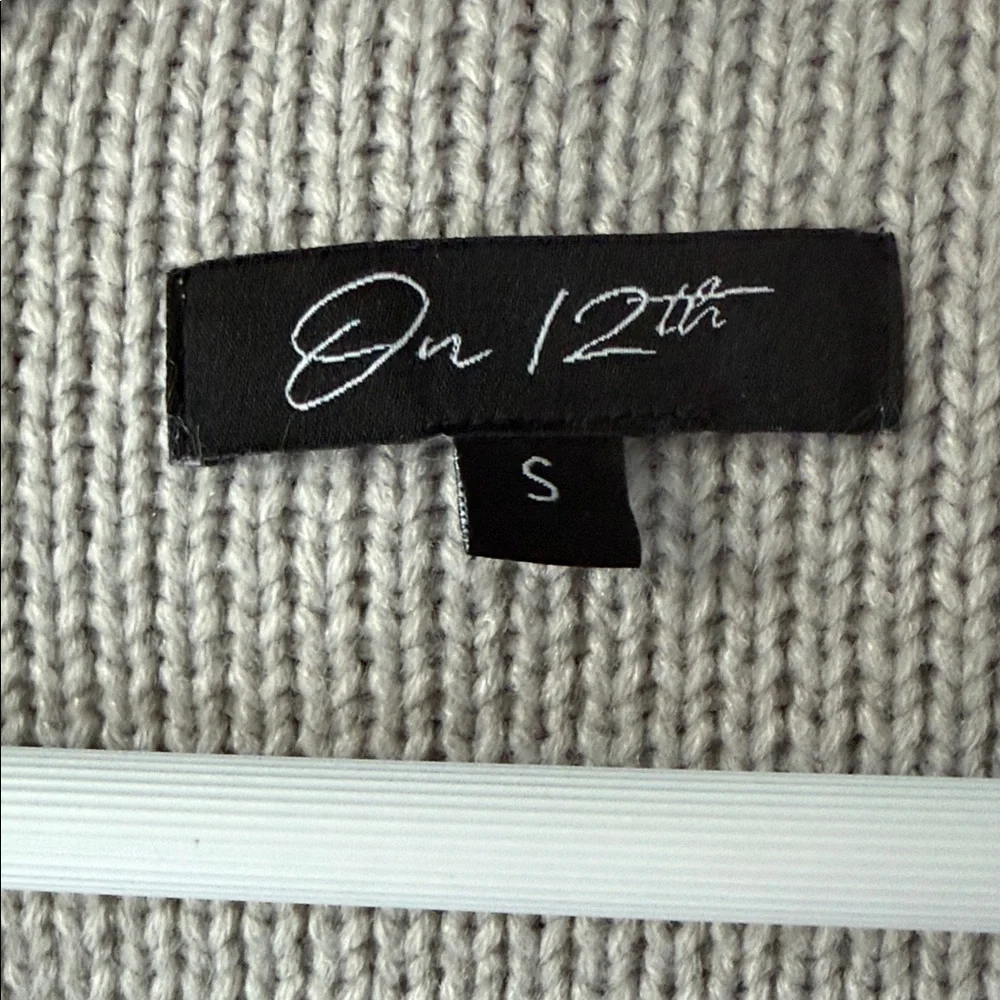 ON 12TH Luxe Sherpa Suede Gray Chunky Knit Sweater Jacket with Pockets SMALL - Picture 8 of 10